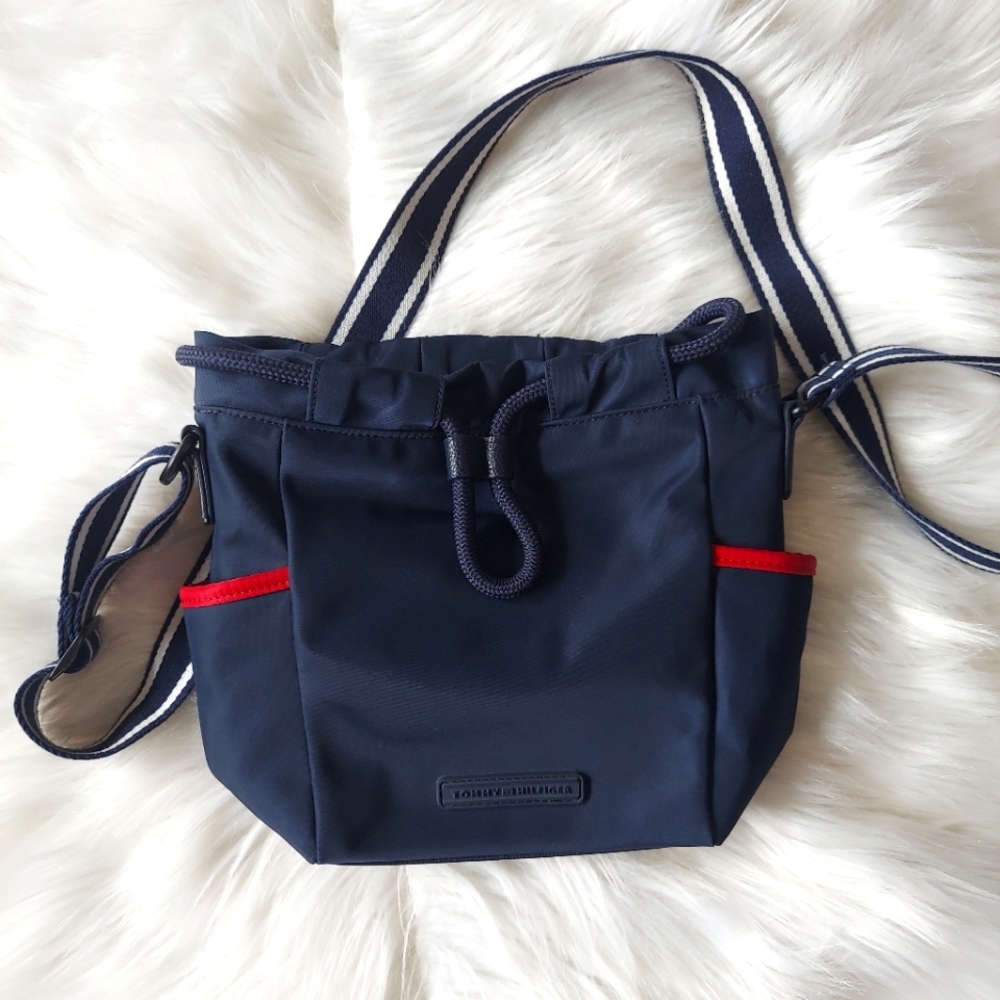 NWOT Tommy Hilfiger Nylon Navy and Red Women's Crossbody Bag